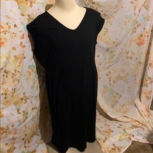 Basic casual black dress